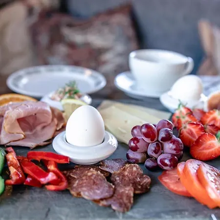 Danebu Kongsgaard - Boutique